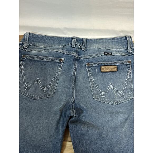 WRANGLER WOMEN'S MAE FLARE JEANS SIZE 11 X 32 - Picture 6 of 7